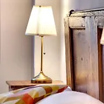 Zeno Apartment